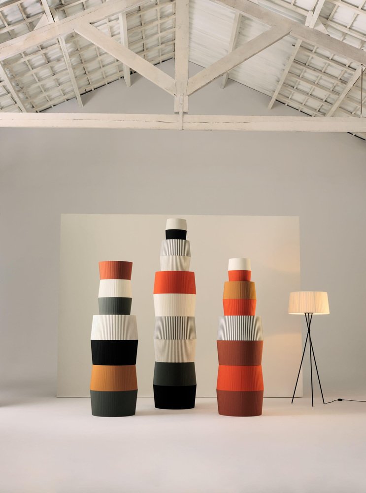 Bretona Tripod G6 Table Lamp by Santa & Cole