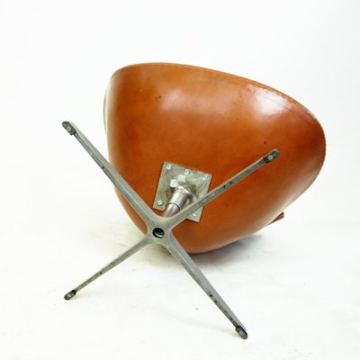 Brown Leather Swan Chair by Arne Jacobsen for Fritz Hansen-MH-861128