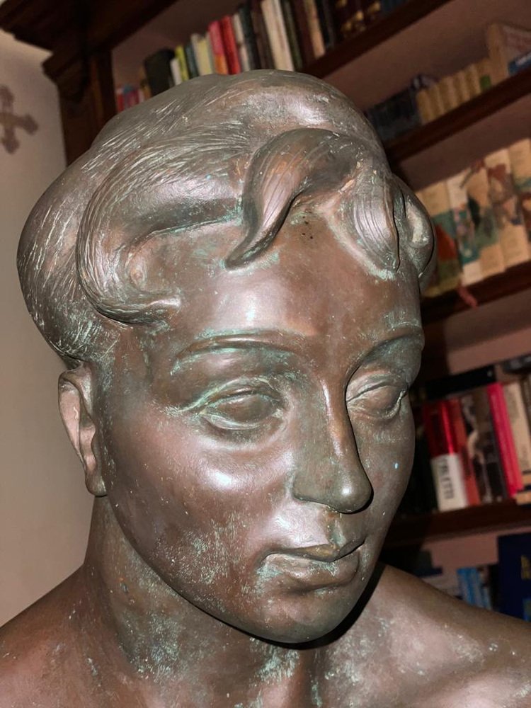 Bruni Bronze Women's Bronze Sculpture, 1920s