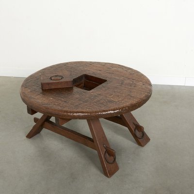 Brutalist Round Coffee Table, 1970s-NDL-2031313