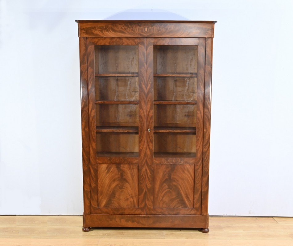 Burl Mahogany Bookcase, Early 19th Century