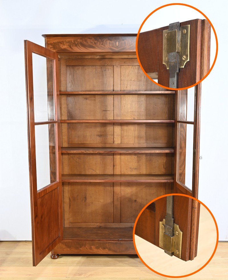 Burl Mahogany Bookcase, Early 19th Century