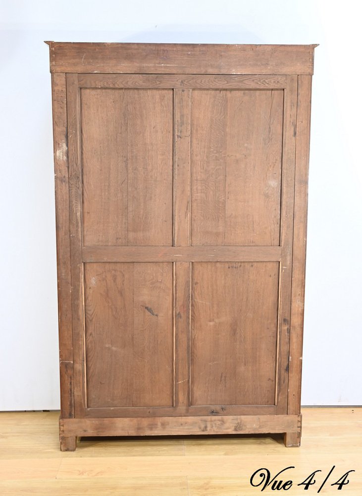 Burl Mahogany Bookcase, Early 19th Century