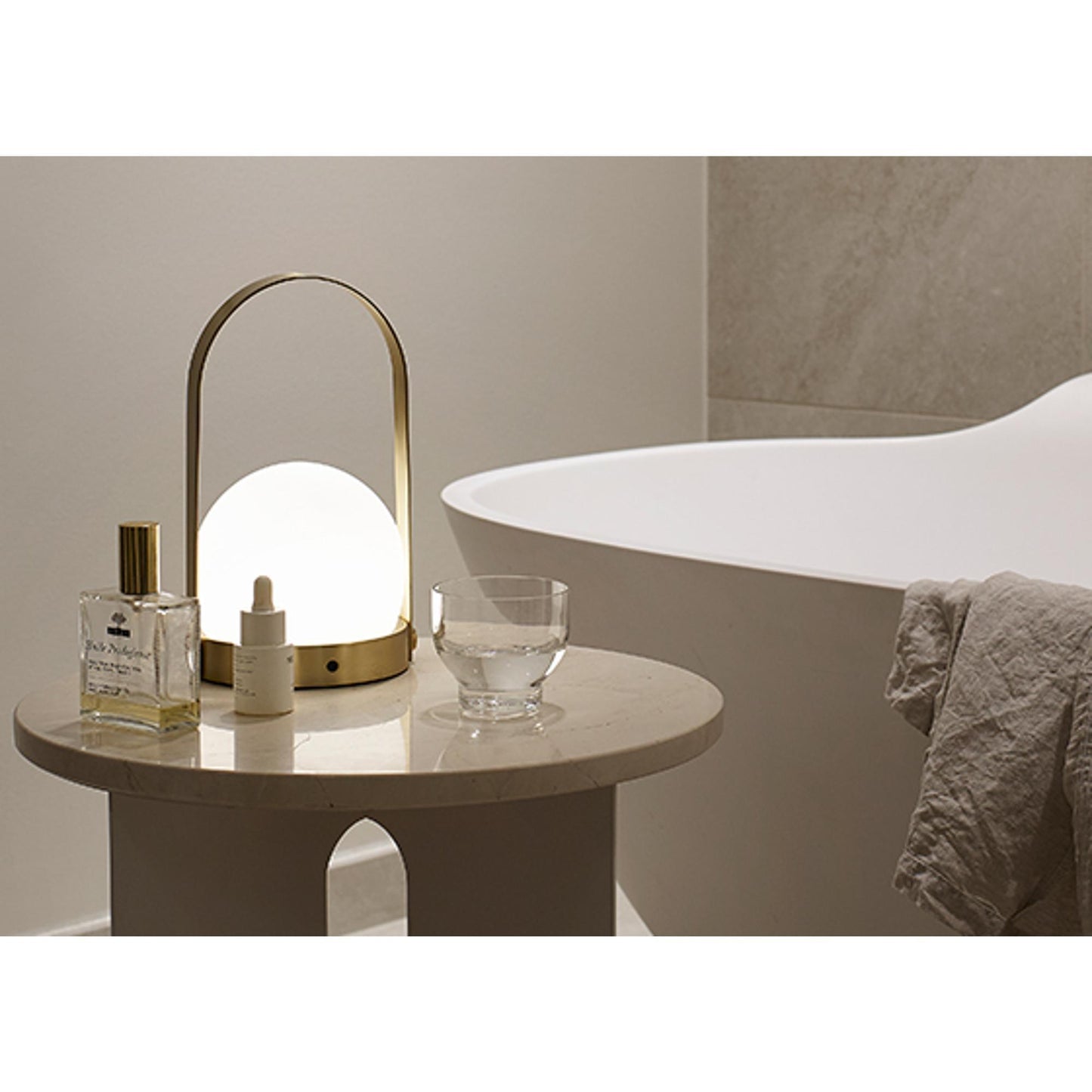 Audo Carrie Table Lamp Portable White