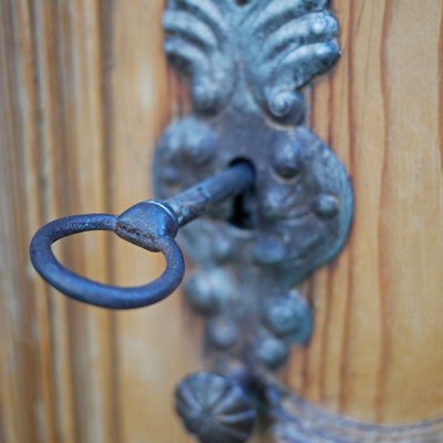 Carved Wardrobe in Fir, 1750-BGS-1437997