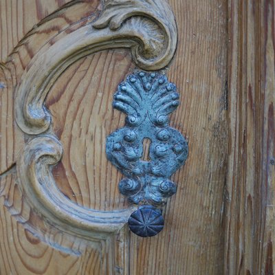 Carved Wardrobe in Fir, 1750-BGS-1437997