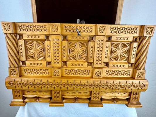 Carved Wooden Box Chest, 1988-ZDM-1765166