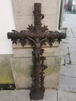 Cast-Iron Cross-GEL-1142491