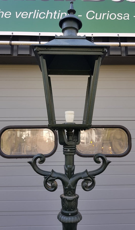 Cast Iron Lamp Post M2 with Cast Iron Square Lantern