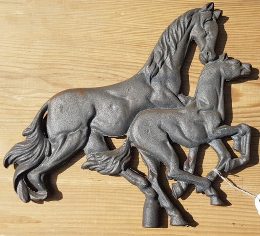 Cast Iron Ornament of Horses Decoration