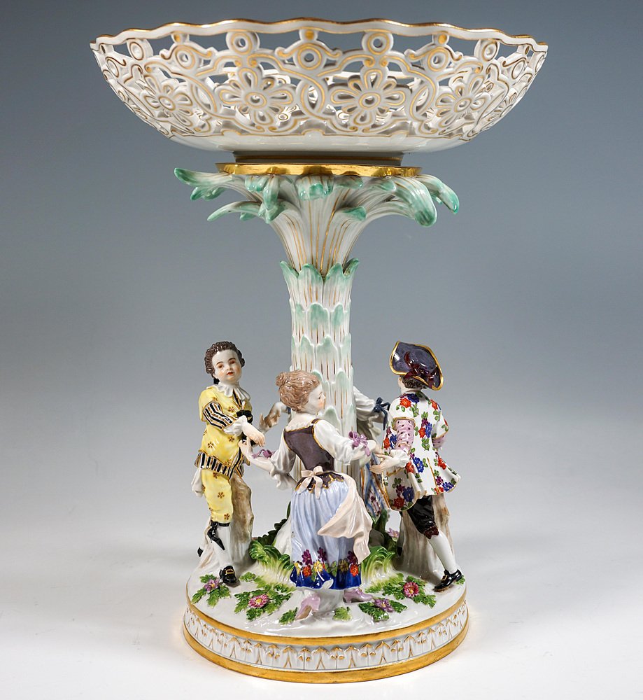 Centerpiece with Dancing Gardener Children by Johann Joachim Kaendler for Meissen, 1860s