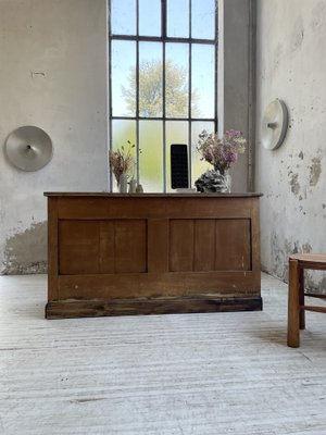 Central Shop Counter or Island in Walnut, 1890s-LCU-1406452