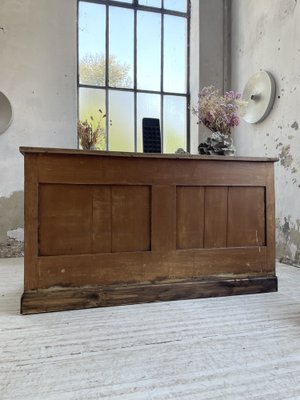 Central Shop Counter or Island in Walnut, 1890s-LCU-1406452