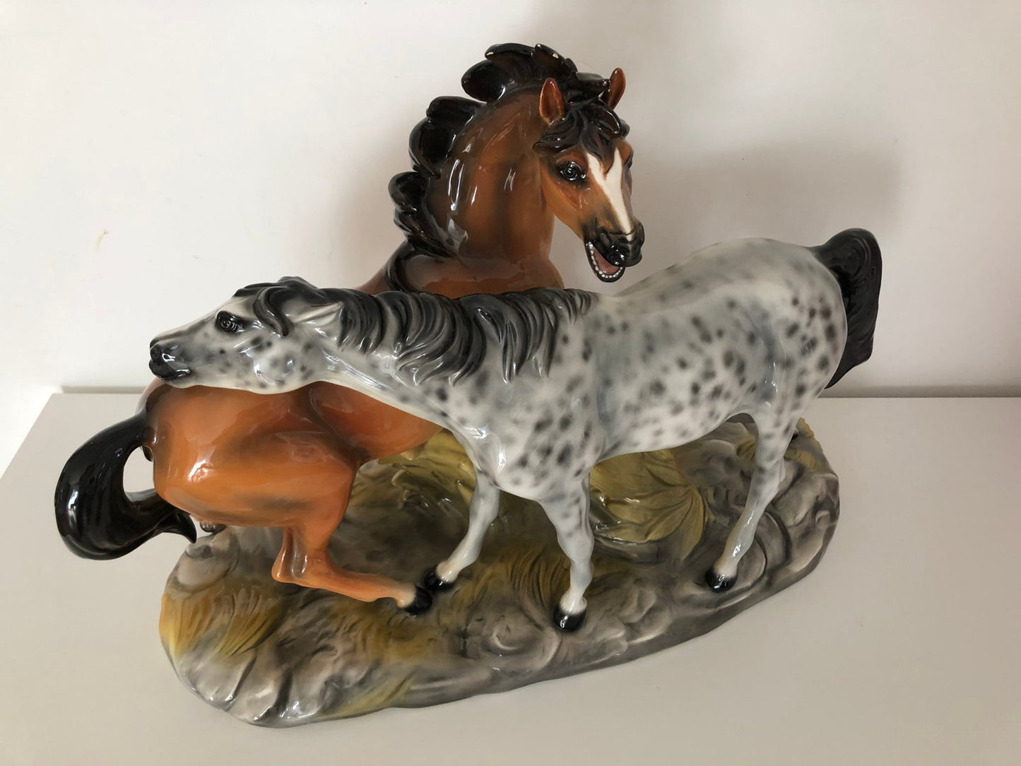 Ceramic Horses Figurine from Ronzan, 1940