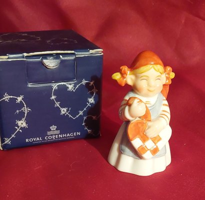 Ceramic Pixie Figurine with White Heart from Royal Copenhagen-PDF-2041930