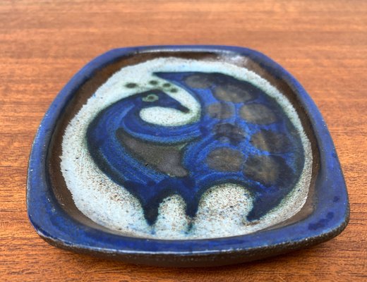 Ceramic Plate with Animal Design-UAH-1193957