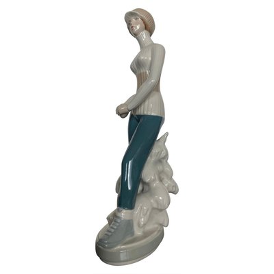 Ceramic Sculpture ,Woman in Winter, by Royal Dux, 1960s, Czechoslovakia-TZ-891690