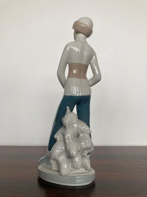 Ceramic Sculpture ,Woman in Winter, by Royal Dux, 1960s, Czechoslovakia-TZ-891690