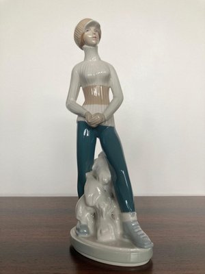 Ceramic Sculpture ,Woman in Winter, by Royal Dux, 1960s, Czechoslovakia-TZ-891690