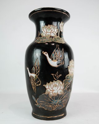 Ceramic Vase with Black Glaze and Decorated with Flowers-UY-1000665