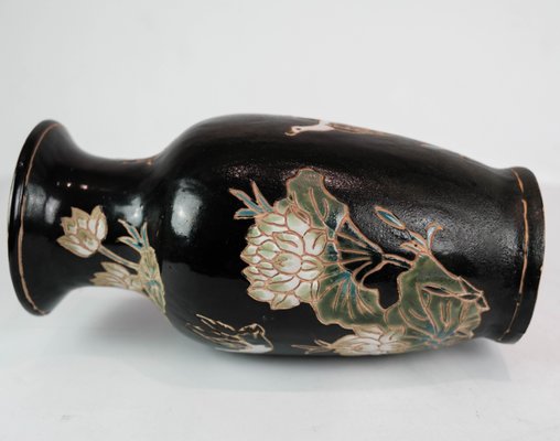 Ceramic Vase with Black Glaze and Decorated with Flowers-UY-1000665