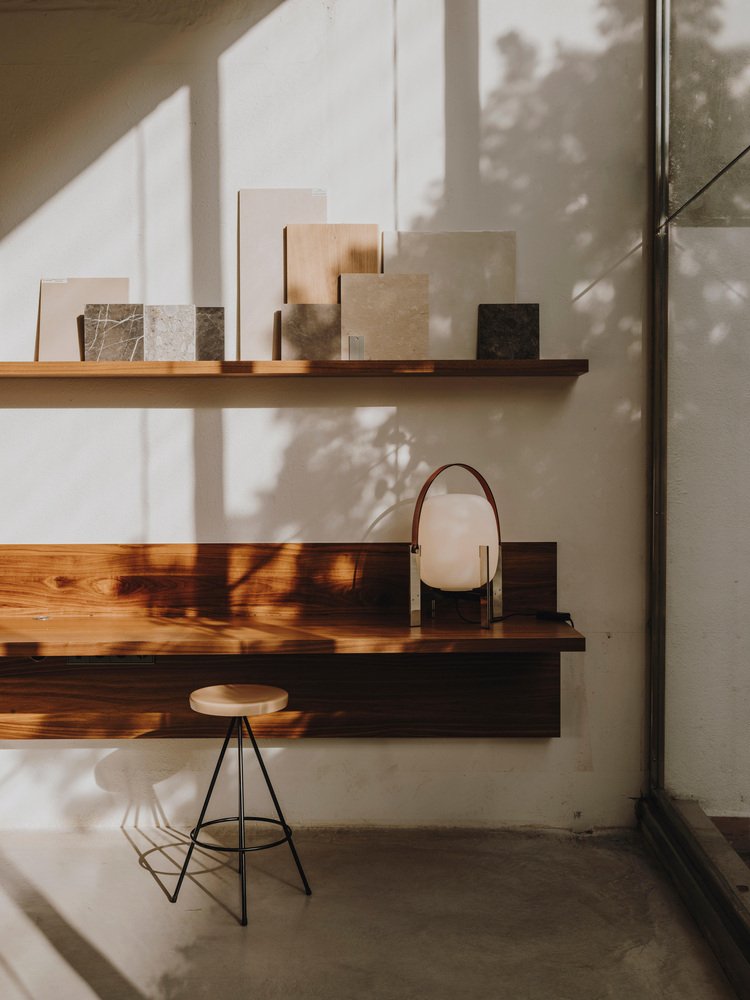 Cesta Metálica with Leather Handle Table Lamp by Miguel Milá