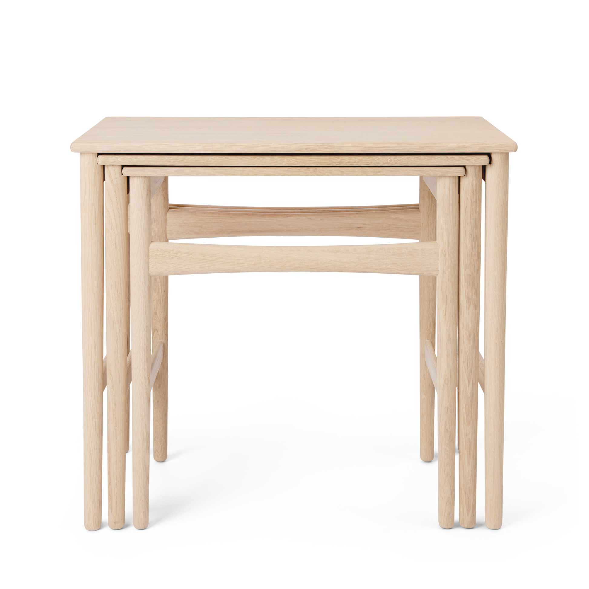 CH004 NESTING TABLES