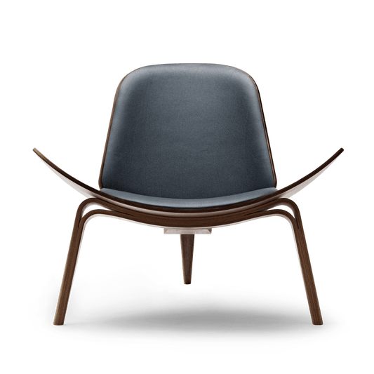 CH07 | Shell Chair by Carl Hansen & Søn #Walnut / Lacquered / Leather Loke 7150