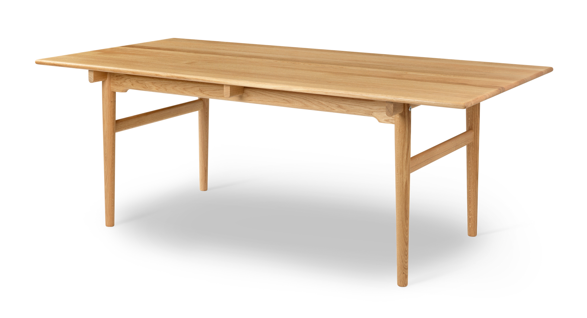 CH327 Dining Table - Oak Oil side