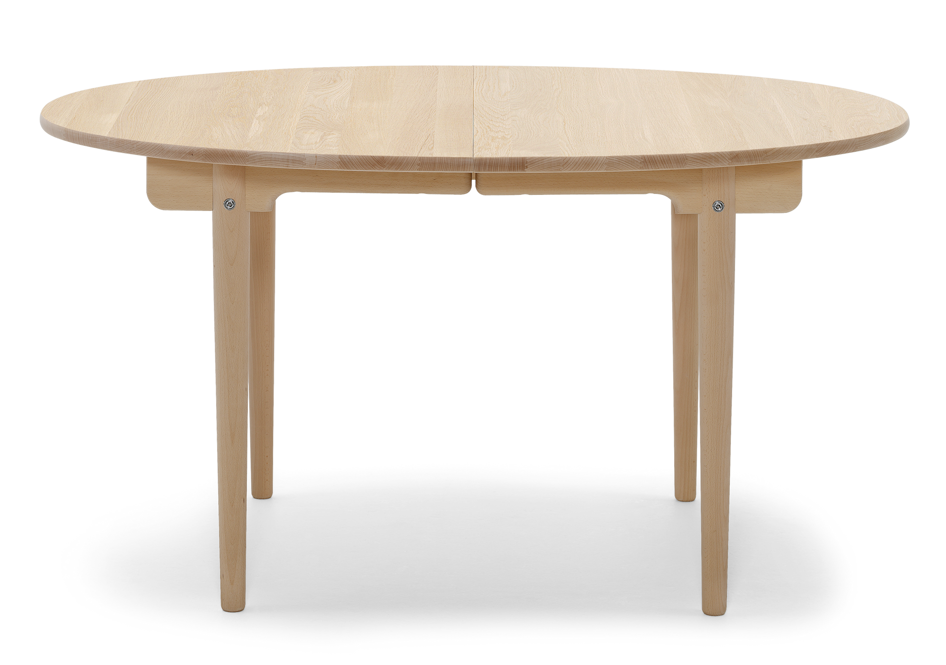 CH337 Dining table by Carl Hansen & Søn #soaped oak#