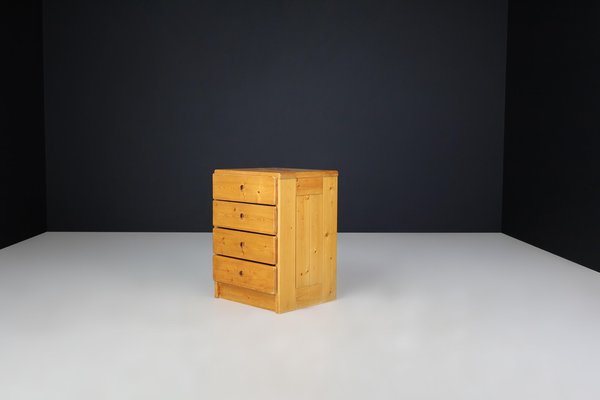 Chest of Drawers attributed to Charlotte Perriand for Les Arcs, France, 1960s-TRW-1800700