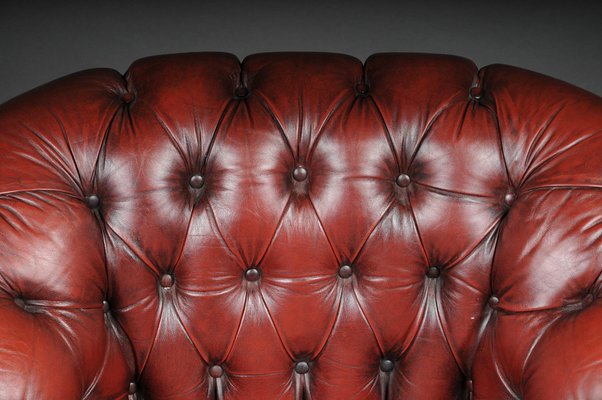 Chesterfield Club Chair in Bordeaux Red Leather, England-FLW-1402017