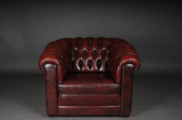 Chesterfield Club Chair in Bordeaux Red Leather, England-FLW-1402017