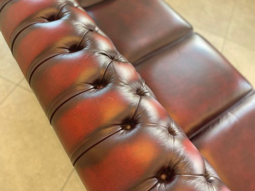 Chesterfield Club Sofa in Oxblood Red