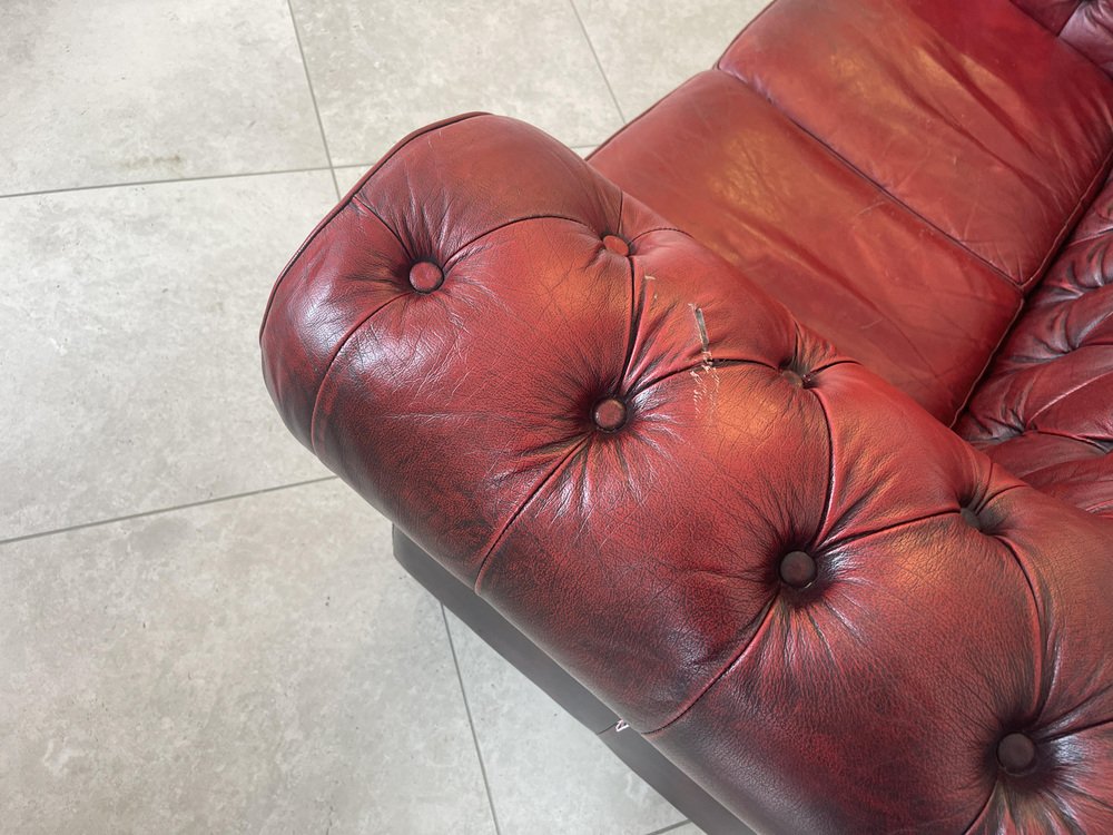 Chesterfield Red 3 Seater Sofa