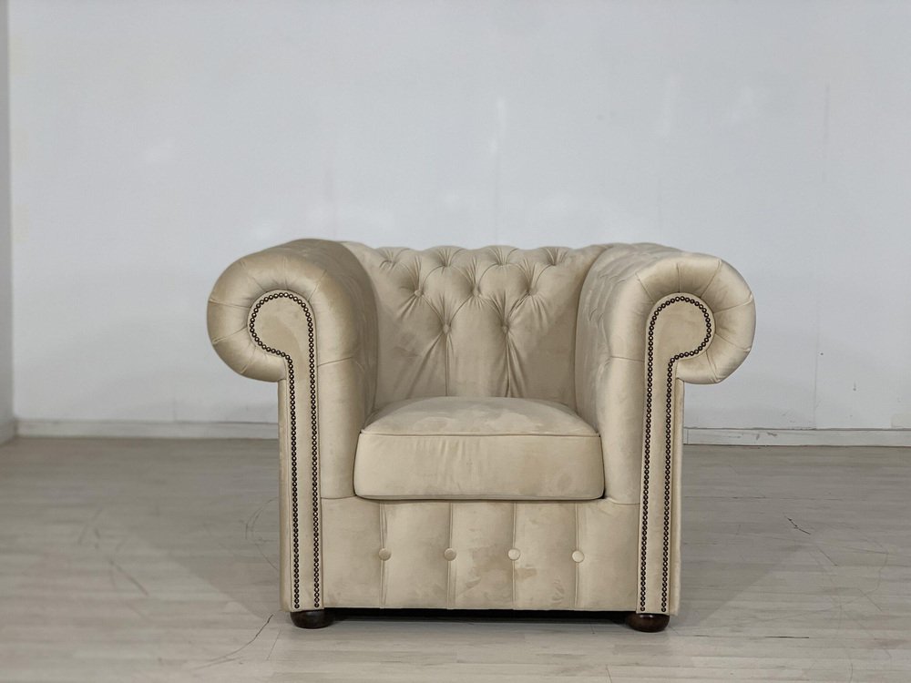 Chesterfield Two-Seater Lounge Chair