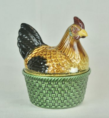 Chicken-Shaped Egg Cup with Green Base, 1970s-ROJ-2041055