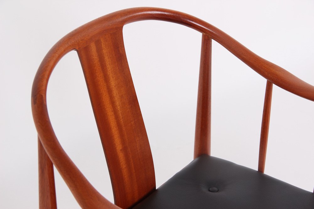 China Chair Model 4283 in Mahogany by Hans J. Wegner for Fritz Hansen, Denmark, 1984