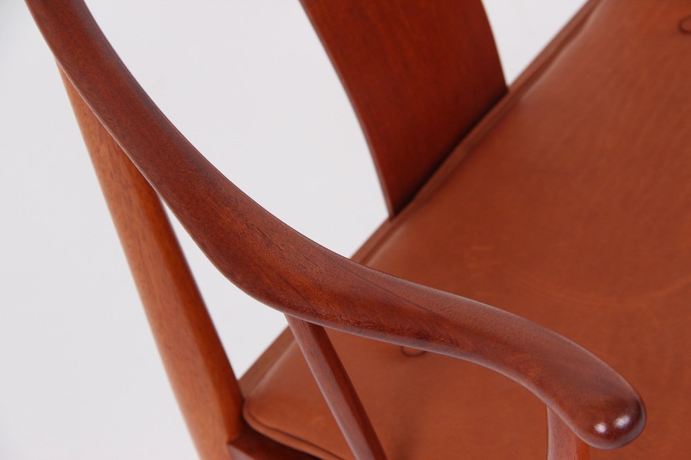 China Chair Model 4283 in Mahogany by Hans J. Wegner for Fritz Hansen, Denmark, 1984