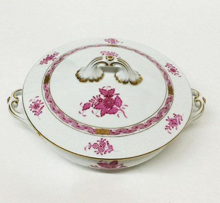 Chinese Bouquet Raspberry Porcelain Tureens with Handles from Herend, Set of 3-UCH-1224470