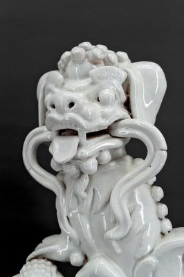 Chinese Guardian Lions in White Ceramic, Set of 2-XNH-1804483