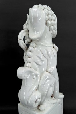 Chinese Guardian Lions in White Ceramic, Set of 2-XNH-1804483