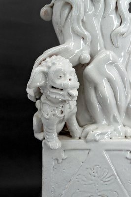 Chinese Guardian Lions in White Ceramic, Set of 2-XNH-1804483