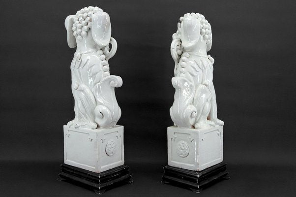 Chinese Guardian Lions in White Ceramic, Set of 2-XNH-1804483