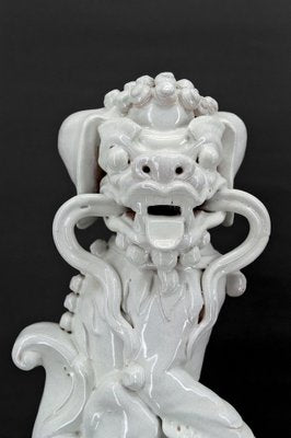 Chinese Guardian Lions in White Ceramic, Set of 2-XNH-1804483