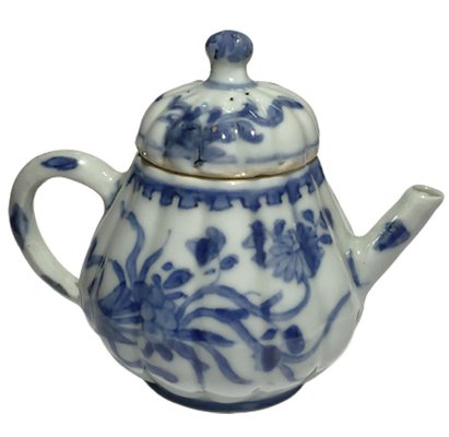 Chinese Kangxi Blue and White Porcelain Pumpkin Shaped Teapot-UCH-1224527