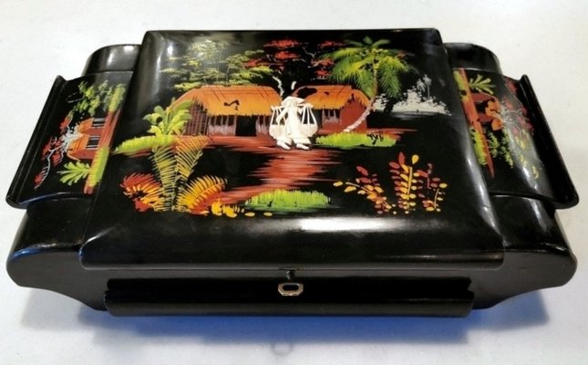 Chinese Lacquer Hand-Painted Box with Mirror-QRS-1264298