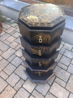 Chinese Pillar Chest of Drawers in Black Lacquer, 1920-NYZ-2027871