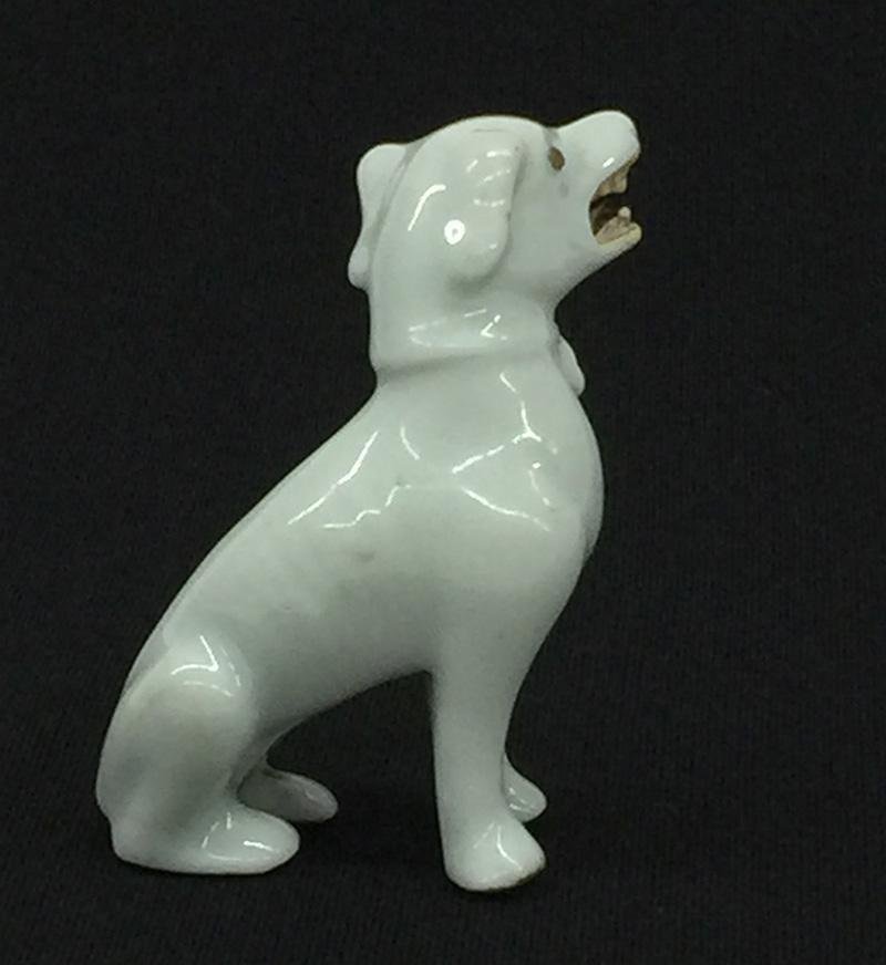 Chinese Porcelain Sitting Dog, Dehua, Qing Dynasty, Kangxi Era