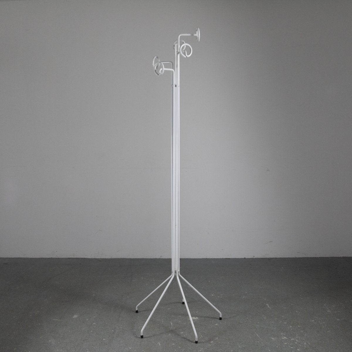 Coat Hanger in White Lacquered Metal, 1970s